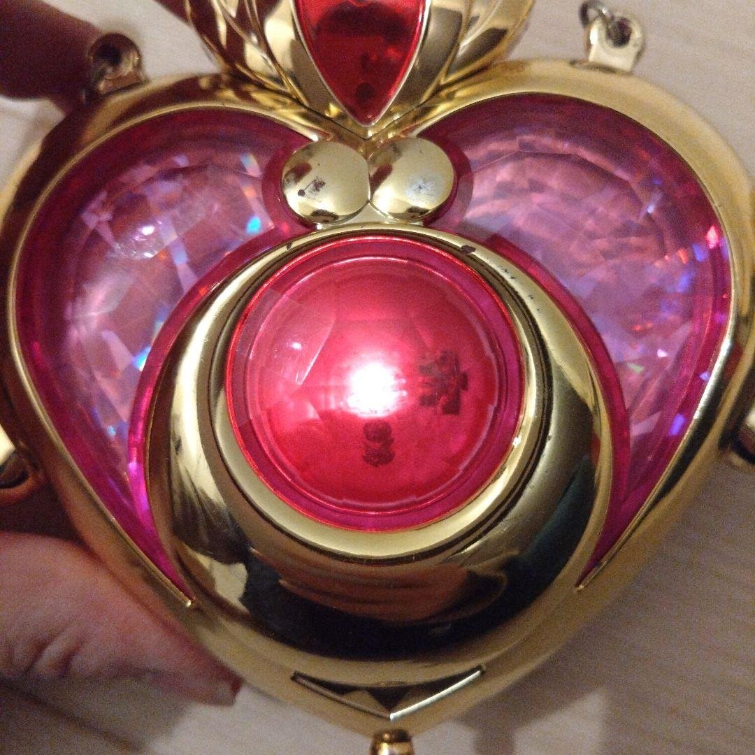 BANDAI セーラームーン　クライシスムーンコンパクト