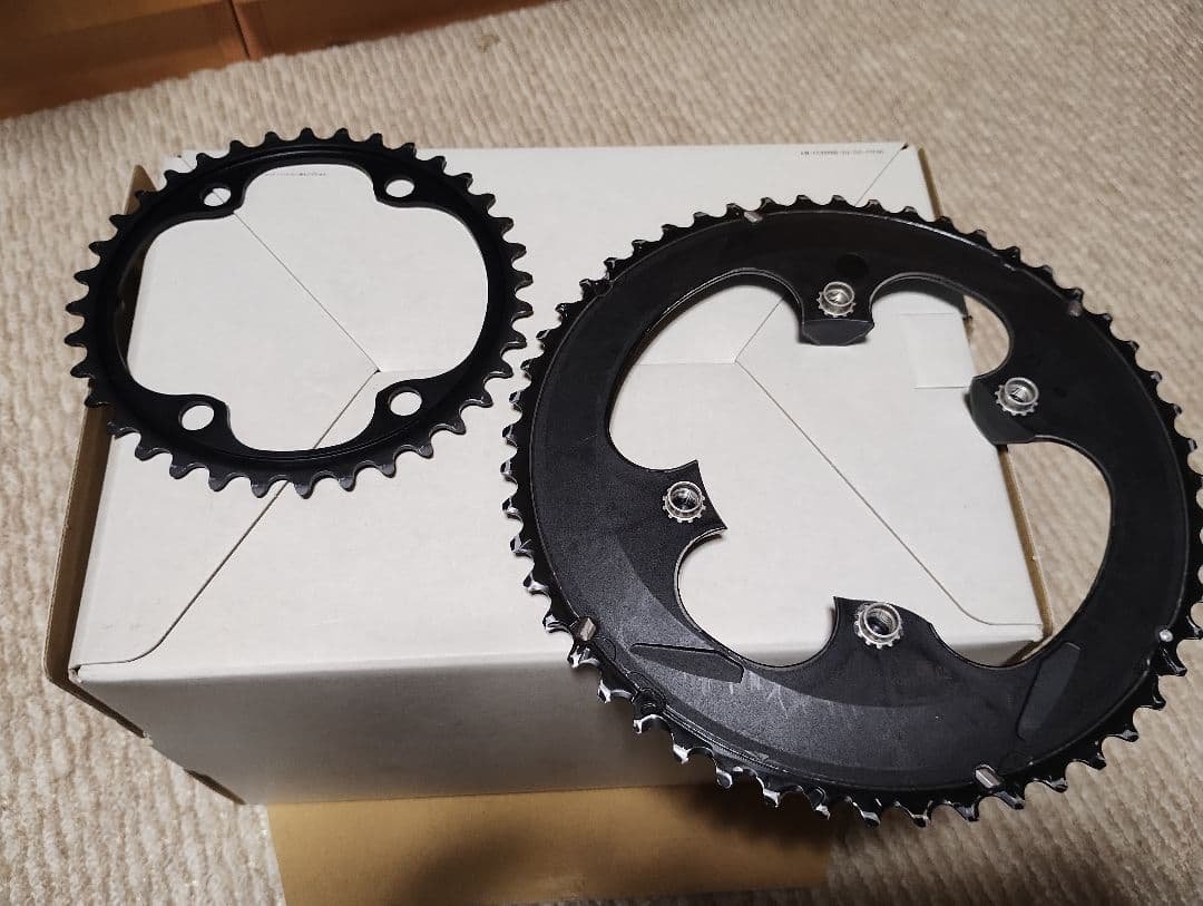 大幅値引き！SHIMANO FC‐R8100クランクセット