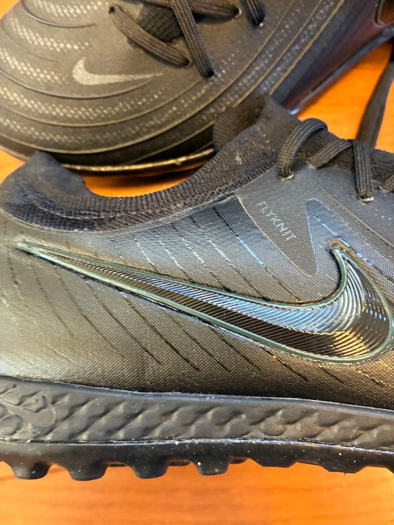 【新品】NIKE フットサルシューズ ファントム ACC